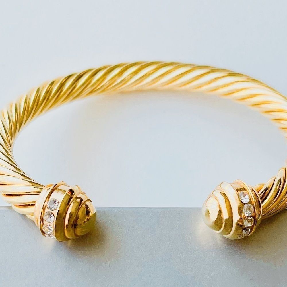 VINTAGE Costume Cuff Bracelet - Picture 3 of 6
